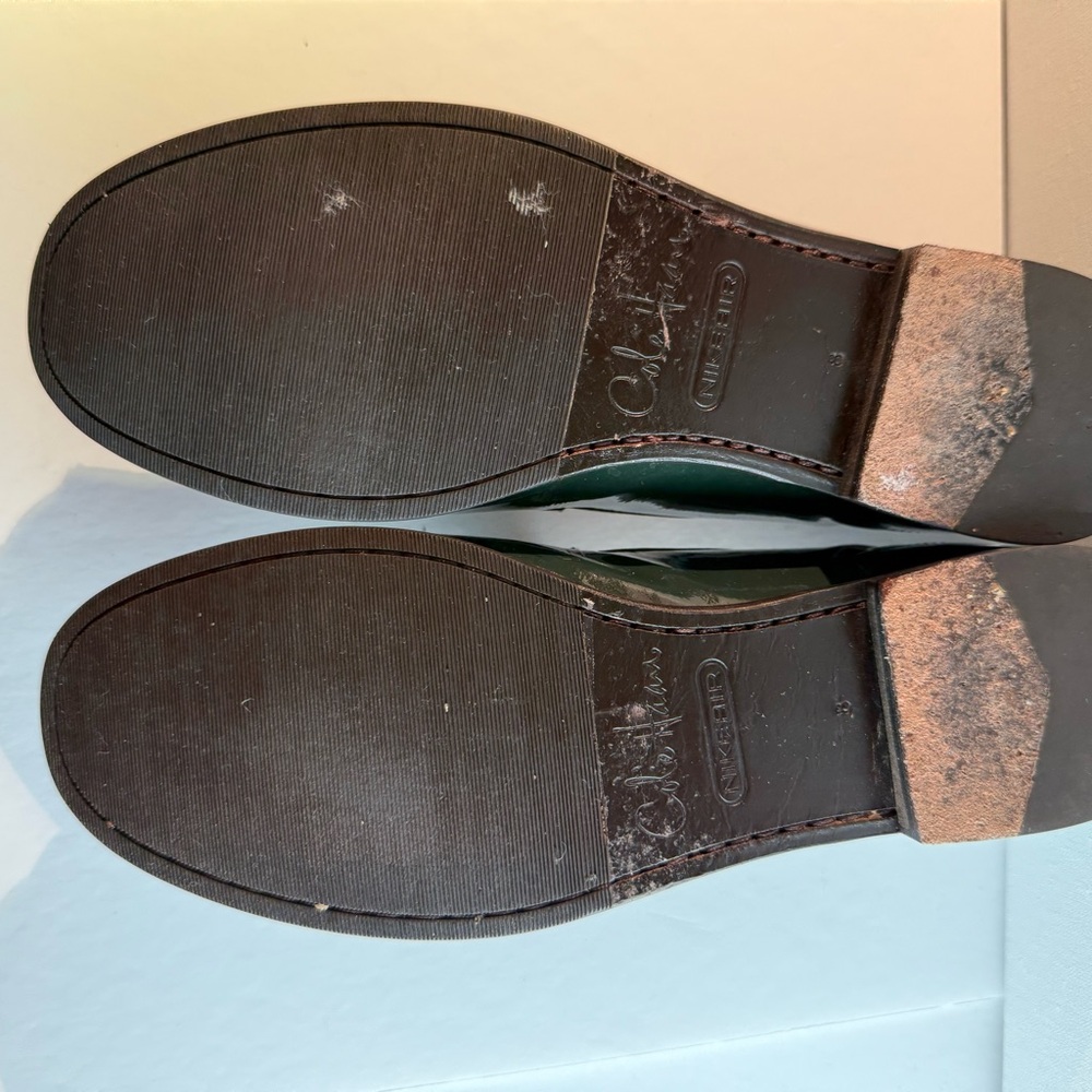 Cole Haan Green Flats Elegant Moccasin Style - Picture 5 of 7